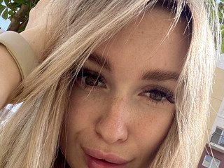 ))