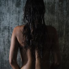EsseniaHot