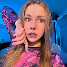 VikkiExtraCheese