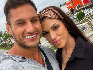 GariHale and JessicaTender