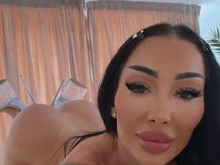 Amazing nude