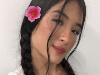 Sweet girl 🌼🌸
