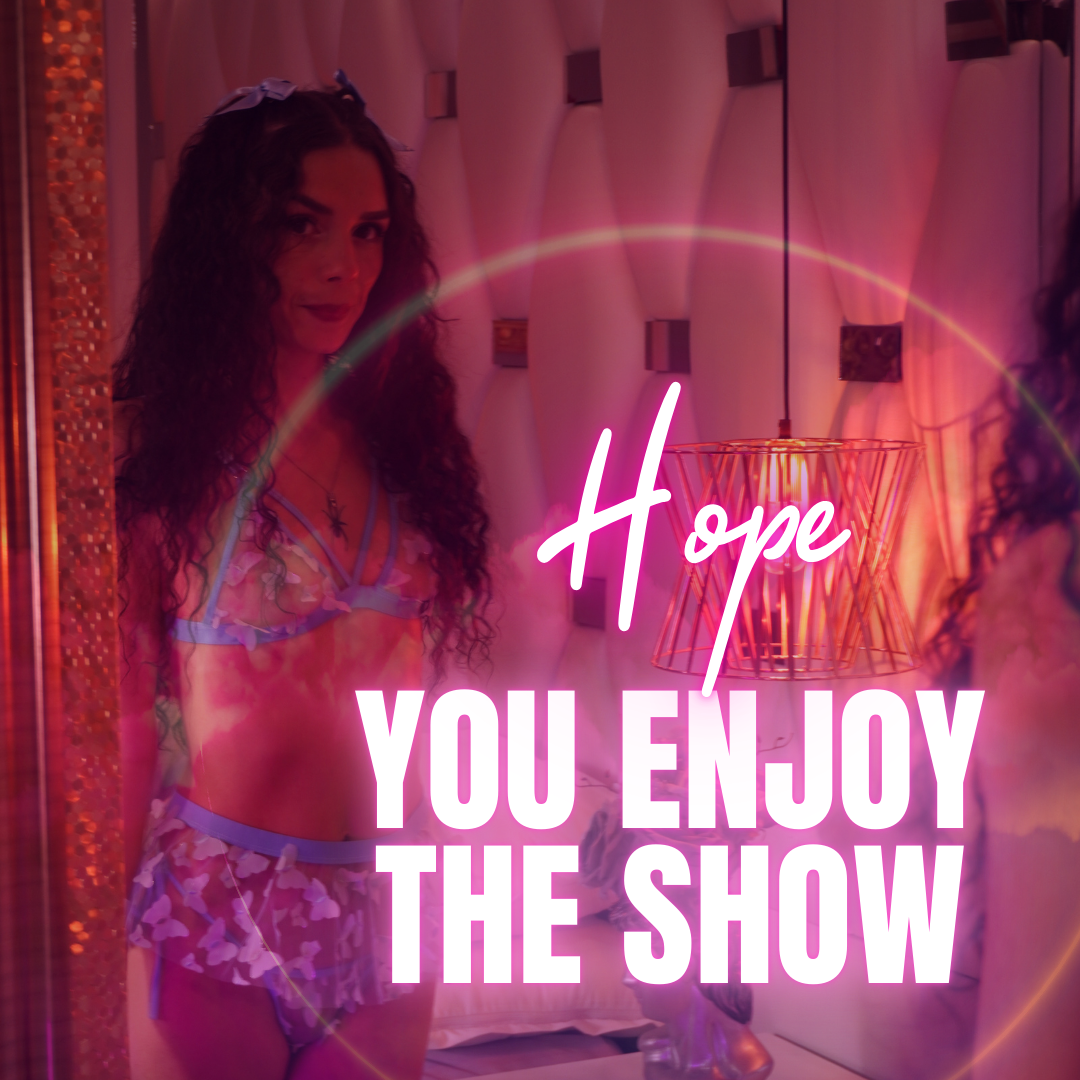 SusiMiller . image: 1