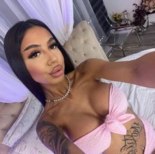 NikkiRoss
