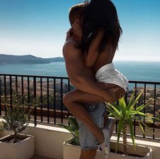 Hot-Couple-2