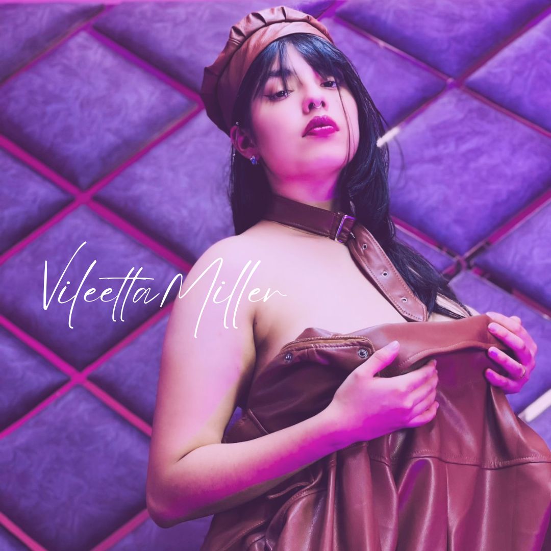 VileettaMiller WELCOME 💜 image: 1