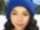 simply 5 selfie in snow 1