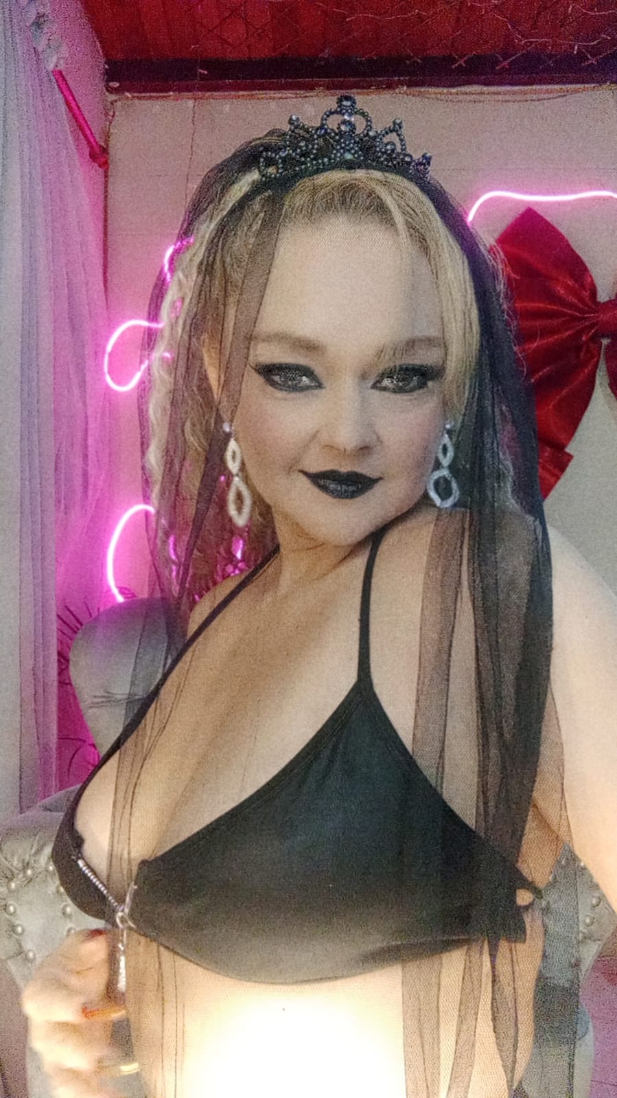 Aleja_Fox Pleasure for blondie devil 🔥🔥 image: 1
