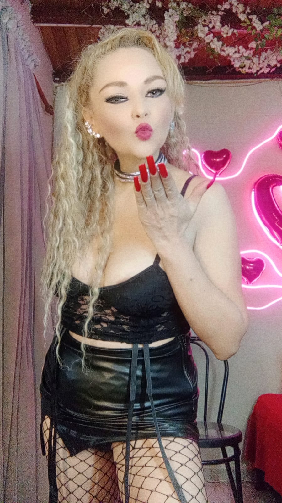 Aleja_Fox give me pleasure🍆👅💦🤤 image: 1