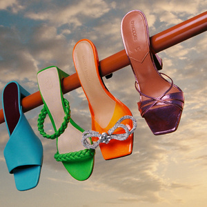 Many Hig heels