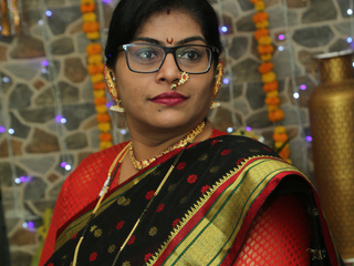 Model tarivishu23 profile page and info - BongaModels