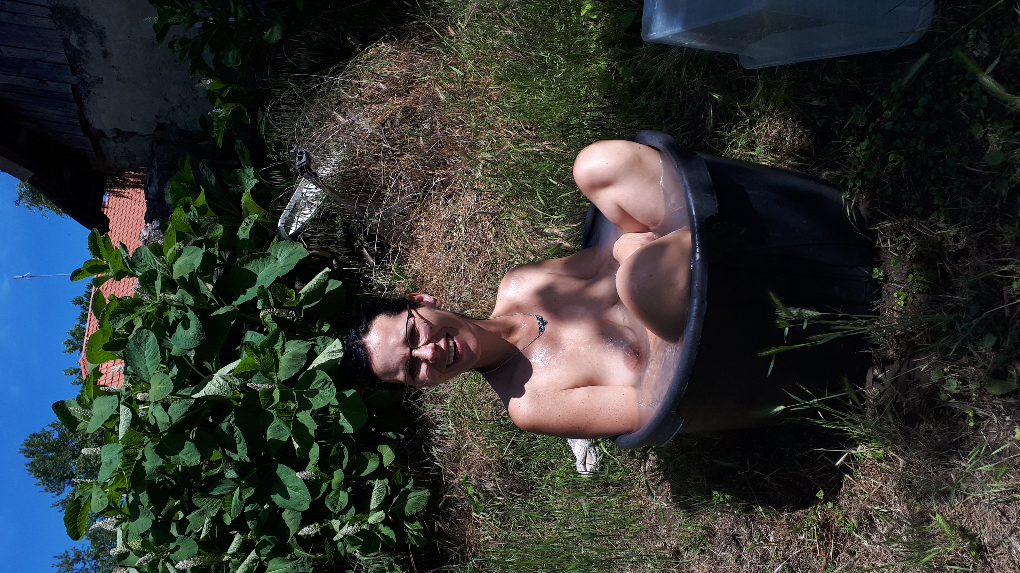chillimonia Wer will mit mir Baden image: 1