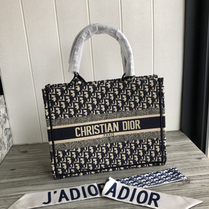Сумочка Dior