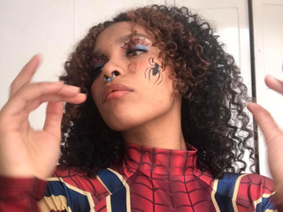 costume: Spider-woman