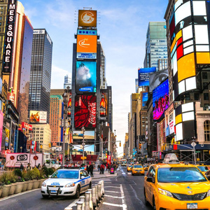 Shopping on Fifth Avenue