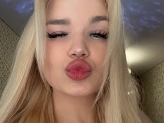 LizaTayloo's avatar