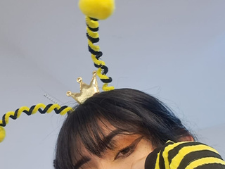 Bee 🐝