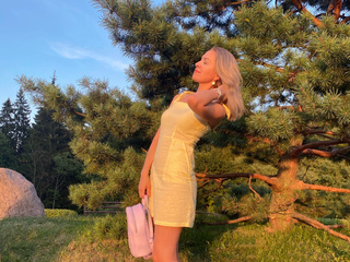 Yellow dress
