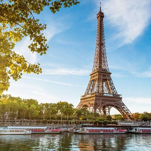 A romantic trip to Paris, the city of love