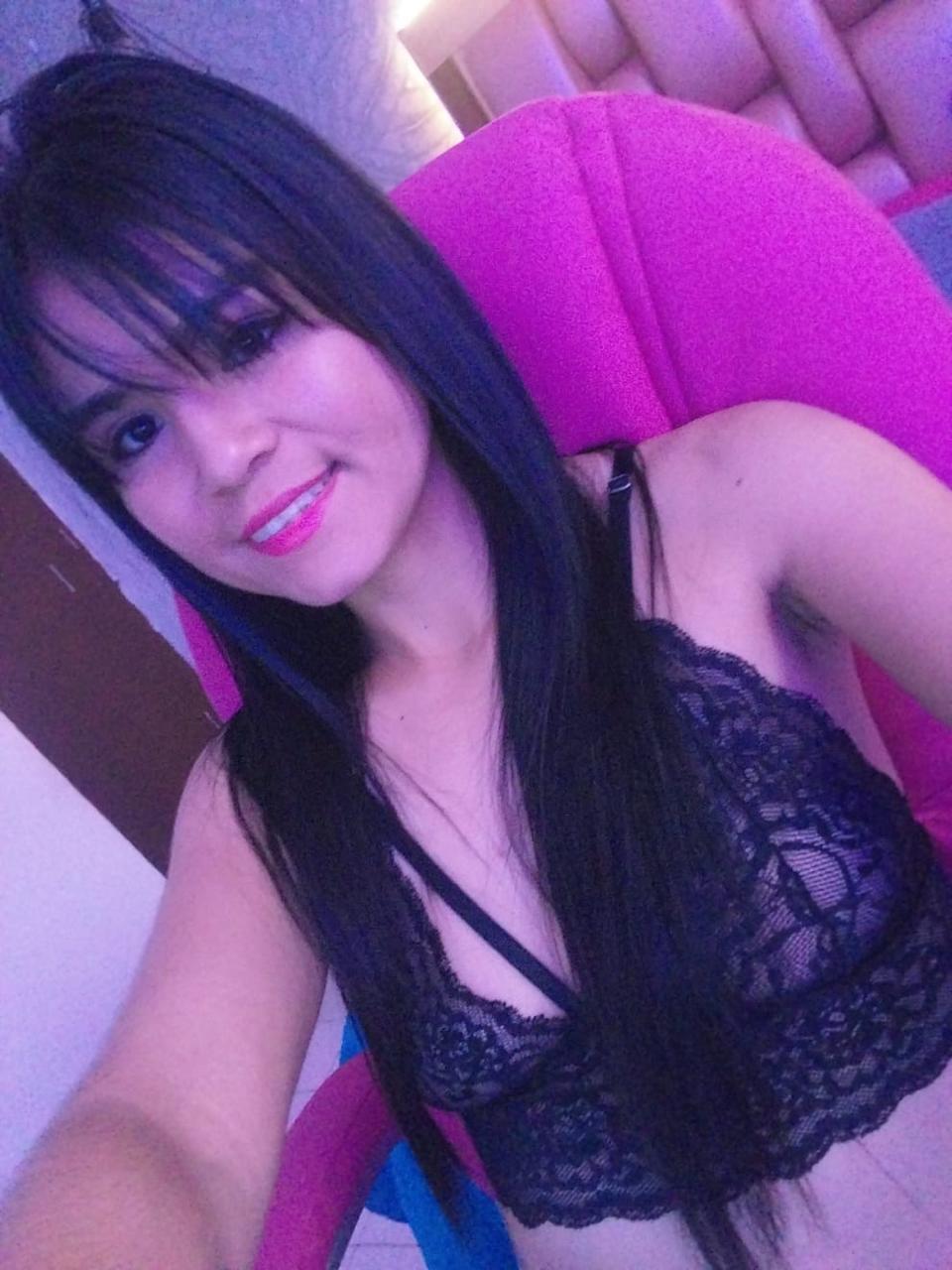 ABRIL-CUTE- . image: 1