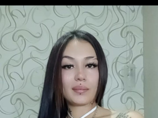 Julia X 1