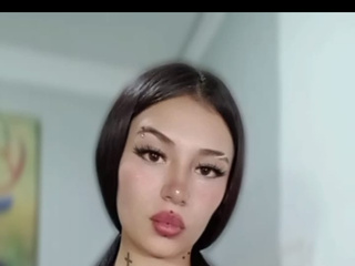 Julia X 5