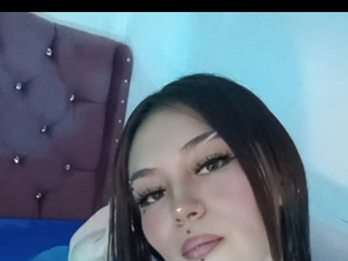 Julia X 11