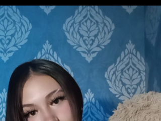 Julia X 19