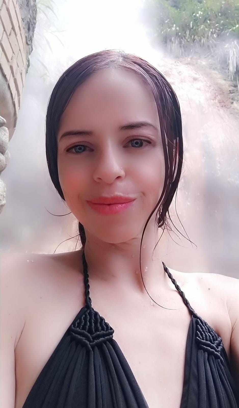 samanthacruissee Outdoor relaxation day 🌈🌞❤👿 image: 1