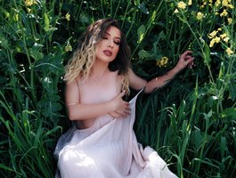 Live Sex Chat with ClaraEcho at BongaCams