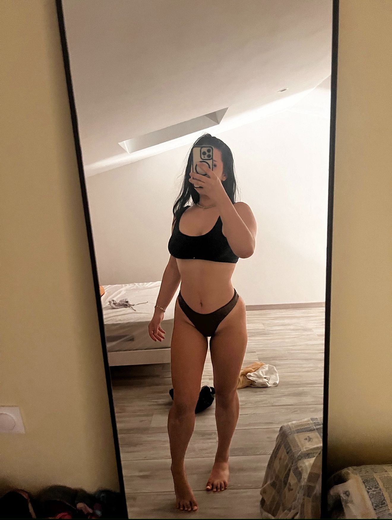 CindyFord Body image: 1