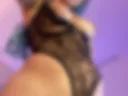 Hairy pussy a little gagged
