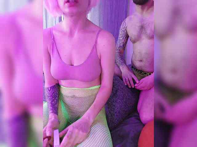 SexyCoupleOllyAndEvan