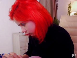 red-hair-girl 's snapshot 12
